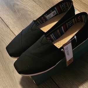 TOMS Black Casual Shoes